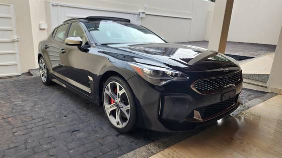 KIA STINGER 3.3 V6 GDI GASOLINA GT AWD E-SHIFT KIA STINGER 3.3 V6 GDI GASOLINA GT AWD E-SHIFT